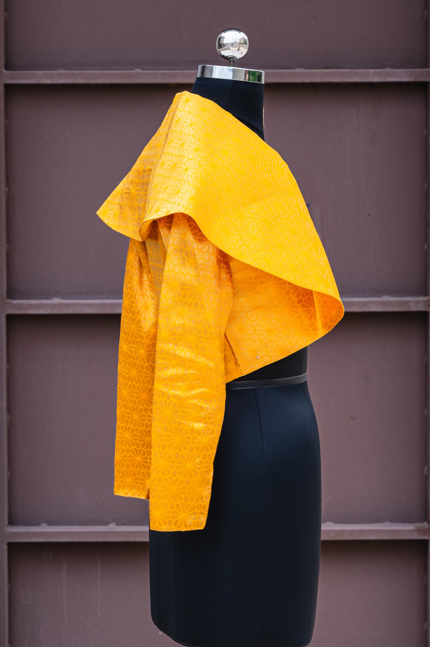 Eterna Yellow Jacket